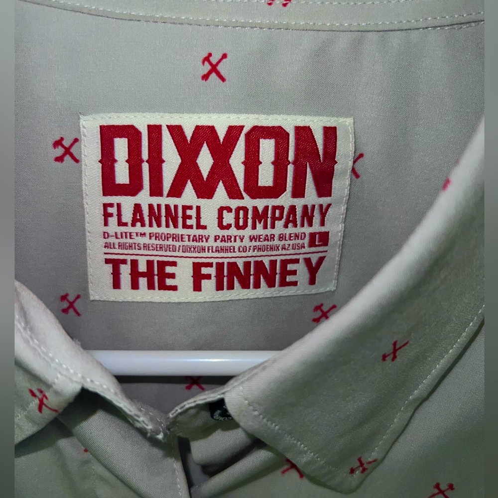 Dixxon Finney women’s sz L